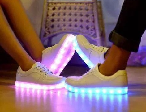 Gründe, warum Sie LED-Schuhe kaufen sollten
